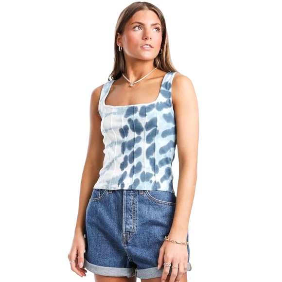 ❌ SOLD ❌ Gilded Intent Tie Dye Tank Top Blue White Square Neck Fitted Stitched - Picture 2 of 10